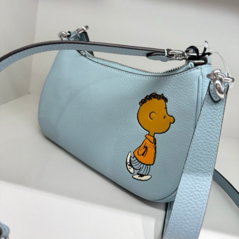 Coach X Peanuts Teri Shoulder Bag With Franklin CBJ80 Authentic - Picture 3 of 8